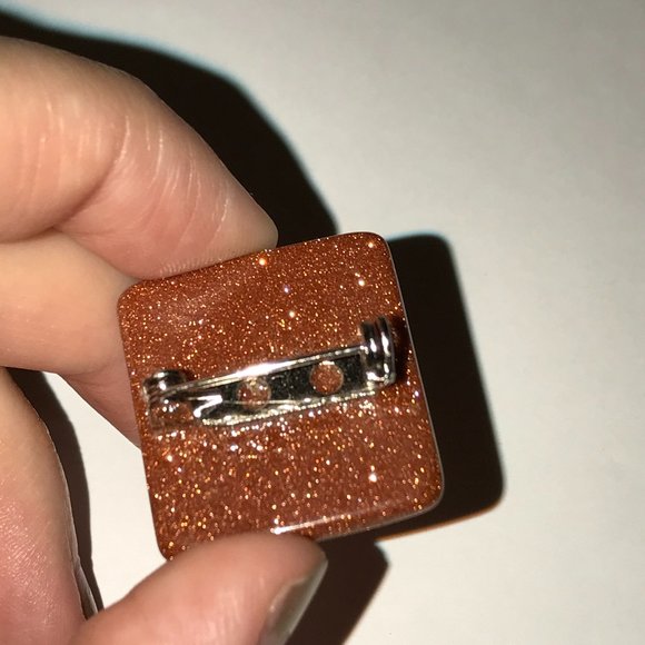 Square Gold Goldstone Pin - Picture 4 of 5